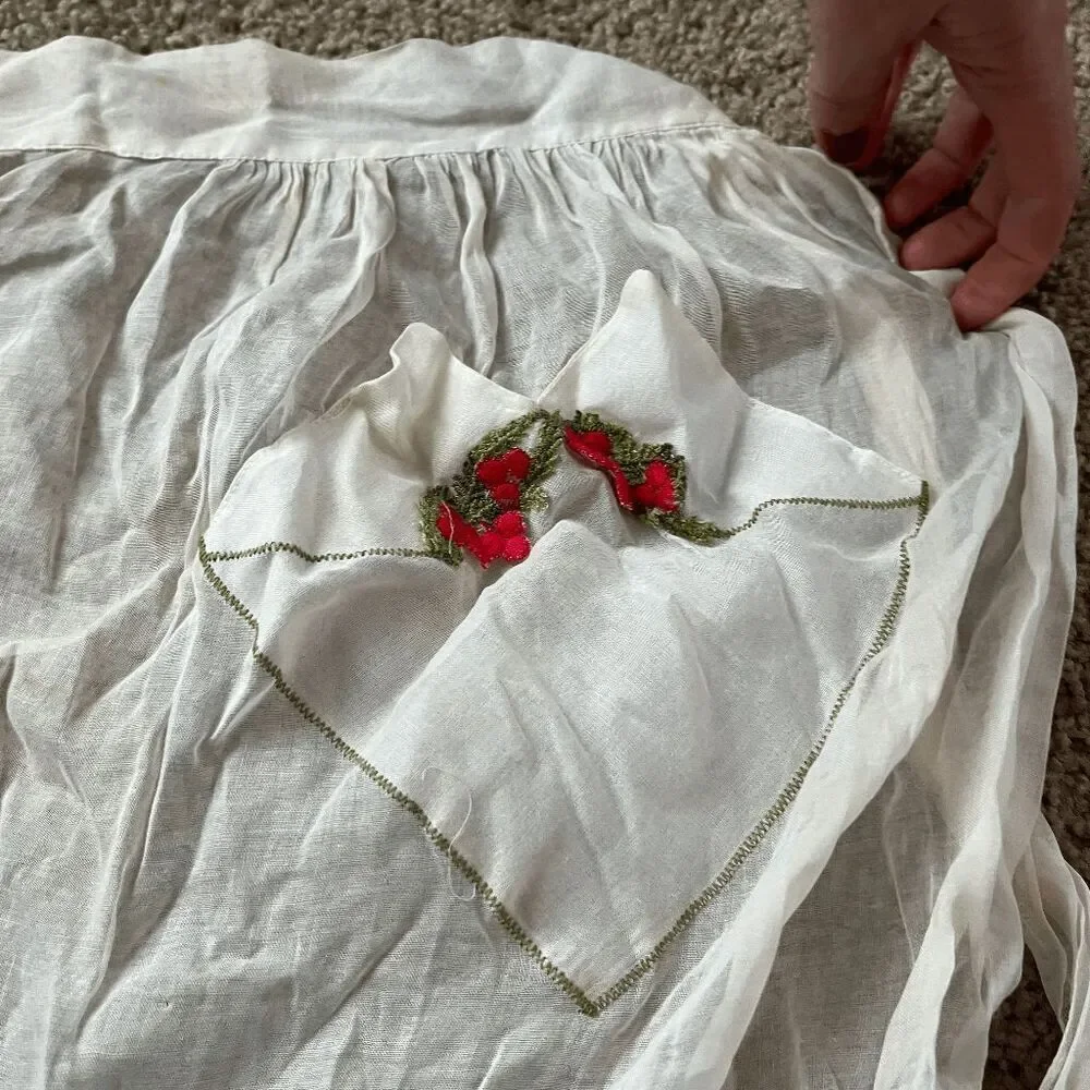 VTG 1950s Sheer Hostess Apron Embroidered Valentine Carmen Lee Cotton
